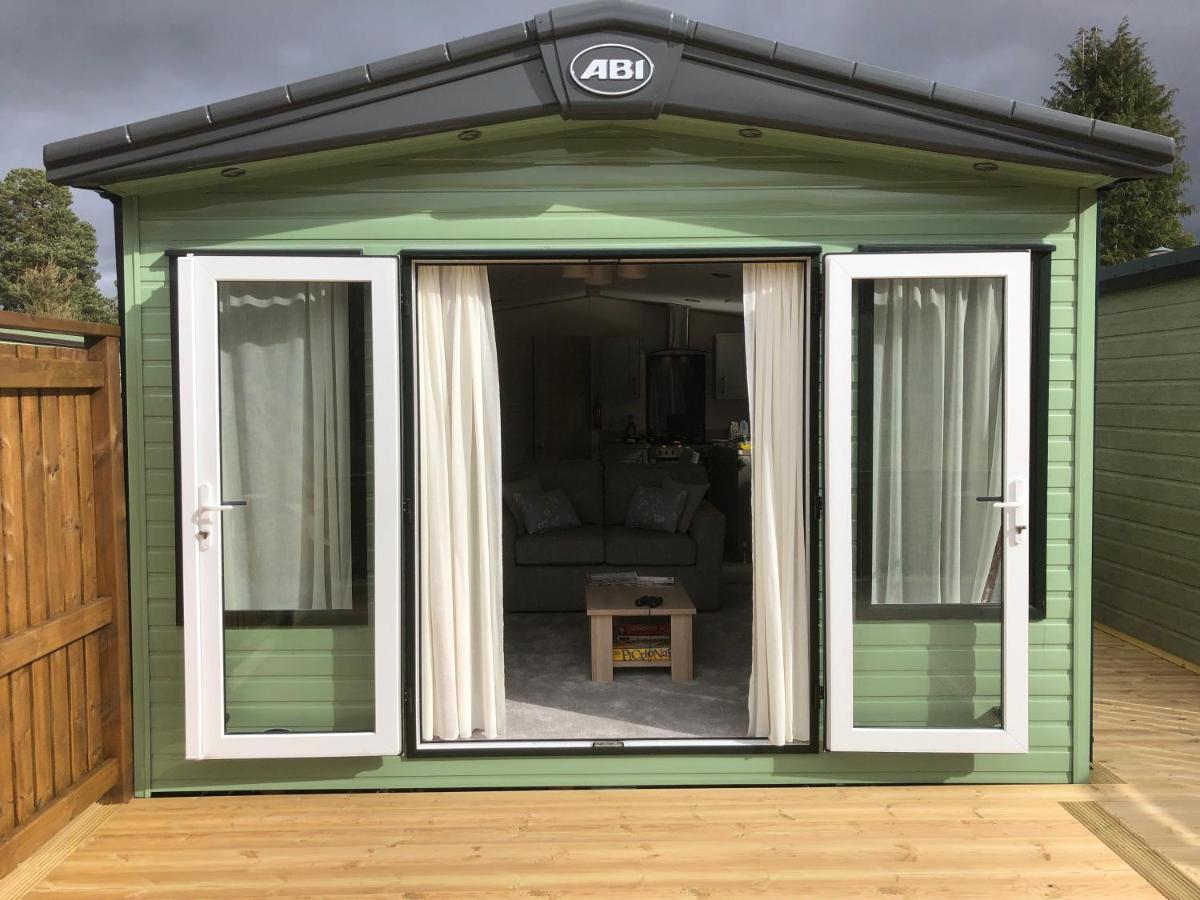 Luxury 2 Bedroom Caravan In Stunning Location 피틀로크리 외부 사진